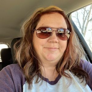 Meet your Posher, Pamela